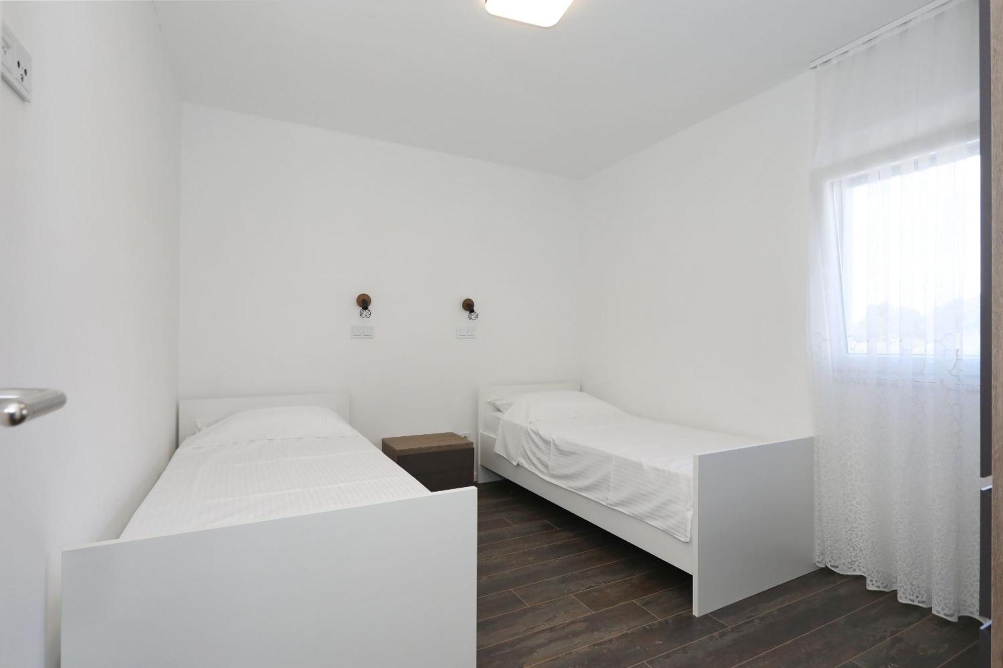 Apartment Anmalu With Jacuzzi