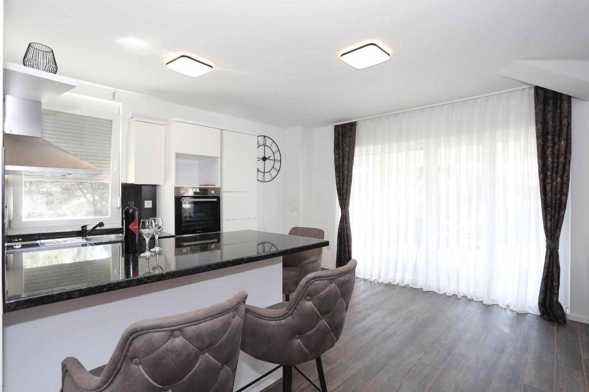 Apartment Anmalu With Jacuzzi *